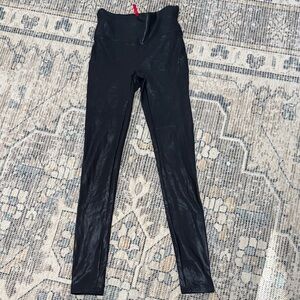 Spanx shiny legging. Size S